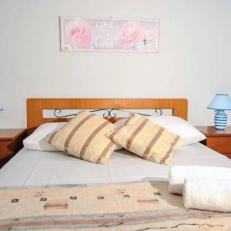 'Panos' Comfy Apartment Аргостолион Екстериор снимка